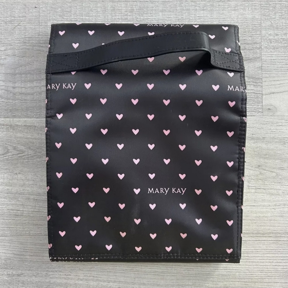 New Mary Kay Large Cosmetic Bag